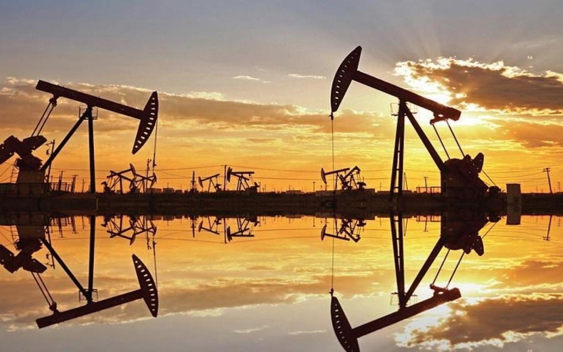 Harga Minyak Naik Lagi, Trump Terus Tekan Iran dan Stok AS Menyusut